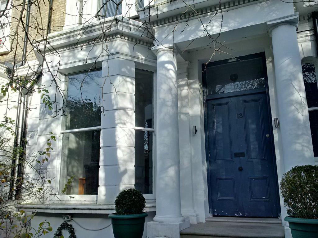 Апартаменти Luxury Holland Park, Sleeps 2, Free S'Fast Wifi Лондон Екстер'єр фото